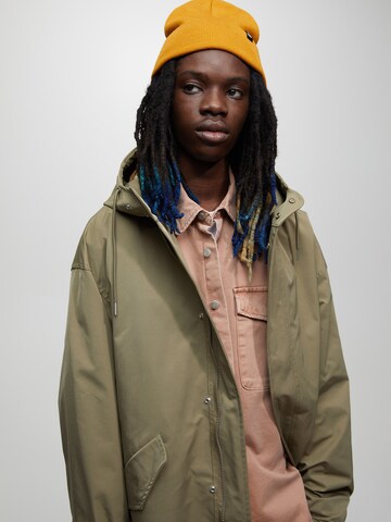Pull&Bear Övergångsparkas i grön
