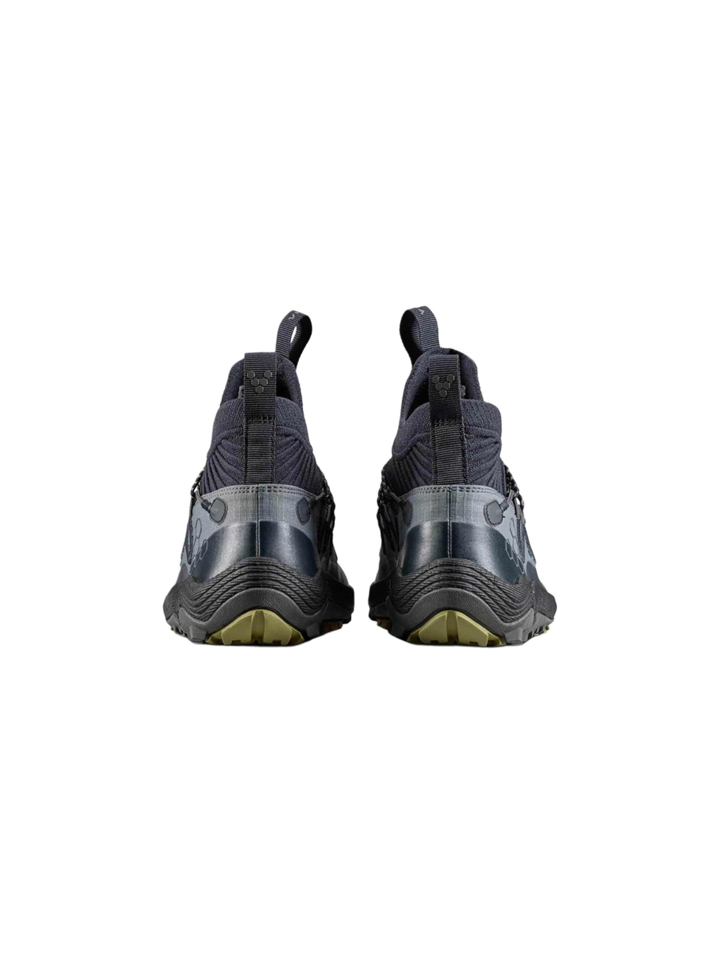Vivo Barefoot Bootsit 'PRIMUS TRAIL FLOW DISTANCIA MENS' värissä musta