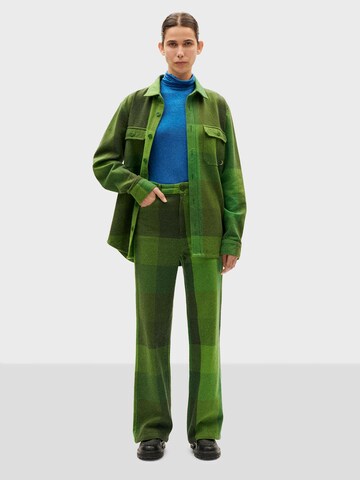 Thinking MU Loosefit Byxa 'CORAL' i grön