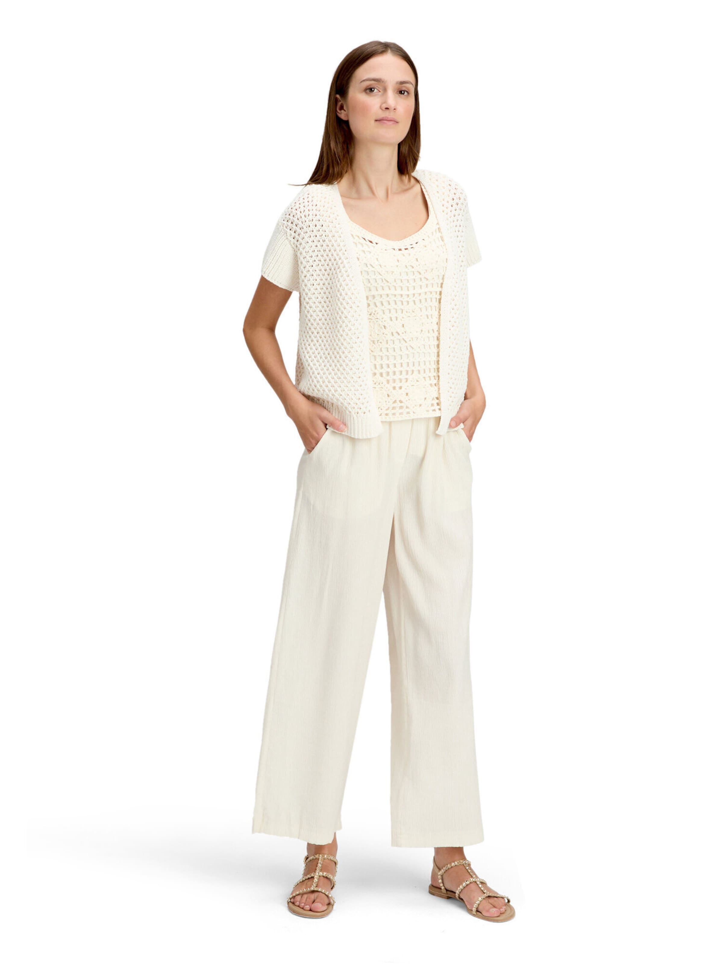 Coupe slim Pantalon Betty & Co en blanc : devant