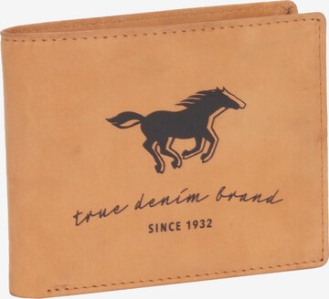 MUSTANG Wallet in Brown: front