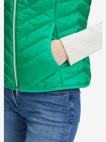 Gilet di Betty Barclay in verde