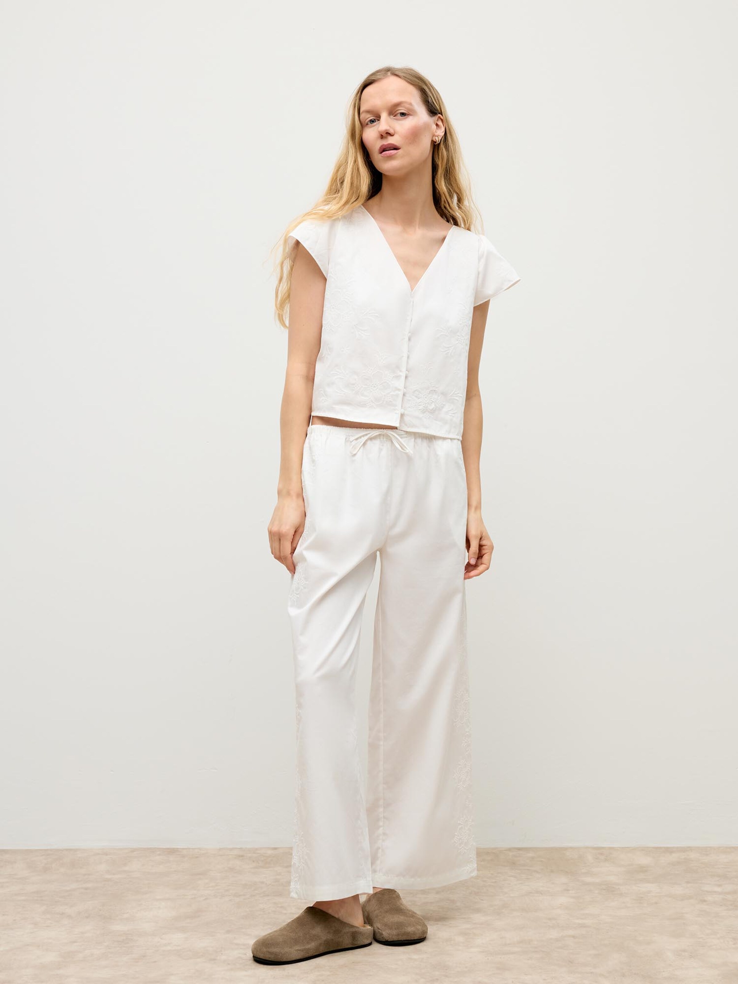 ABOUT YOU x Marie von Behrens Loose fit Pants in White | ABOUT YOU