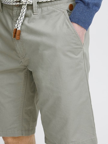 BLEND Regular Chinoshorts 'Ragna' in Grau