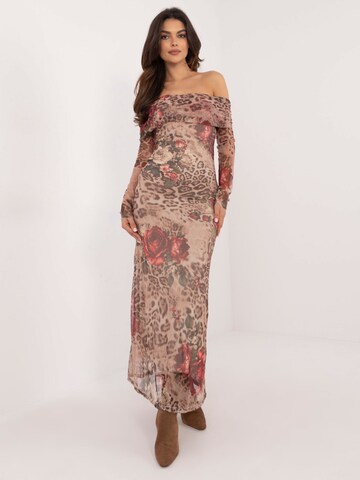 Madnezz House Kleid in Beige: Vorderseite