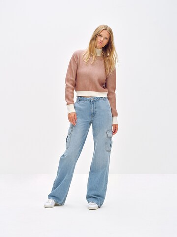 Pull-over 'Alena' ABOUT YOU x Toni Garrn en beige