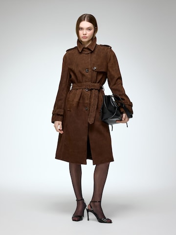 Cappotto invernale 'Helena' di V S P in marrone