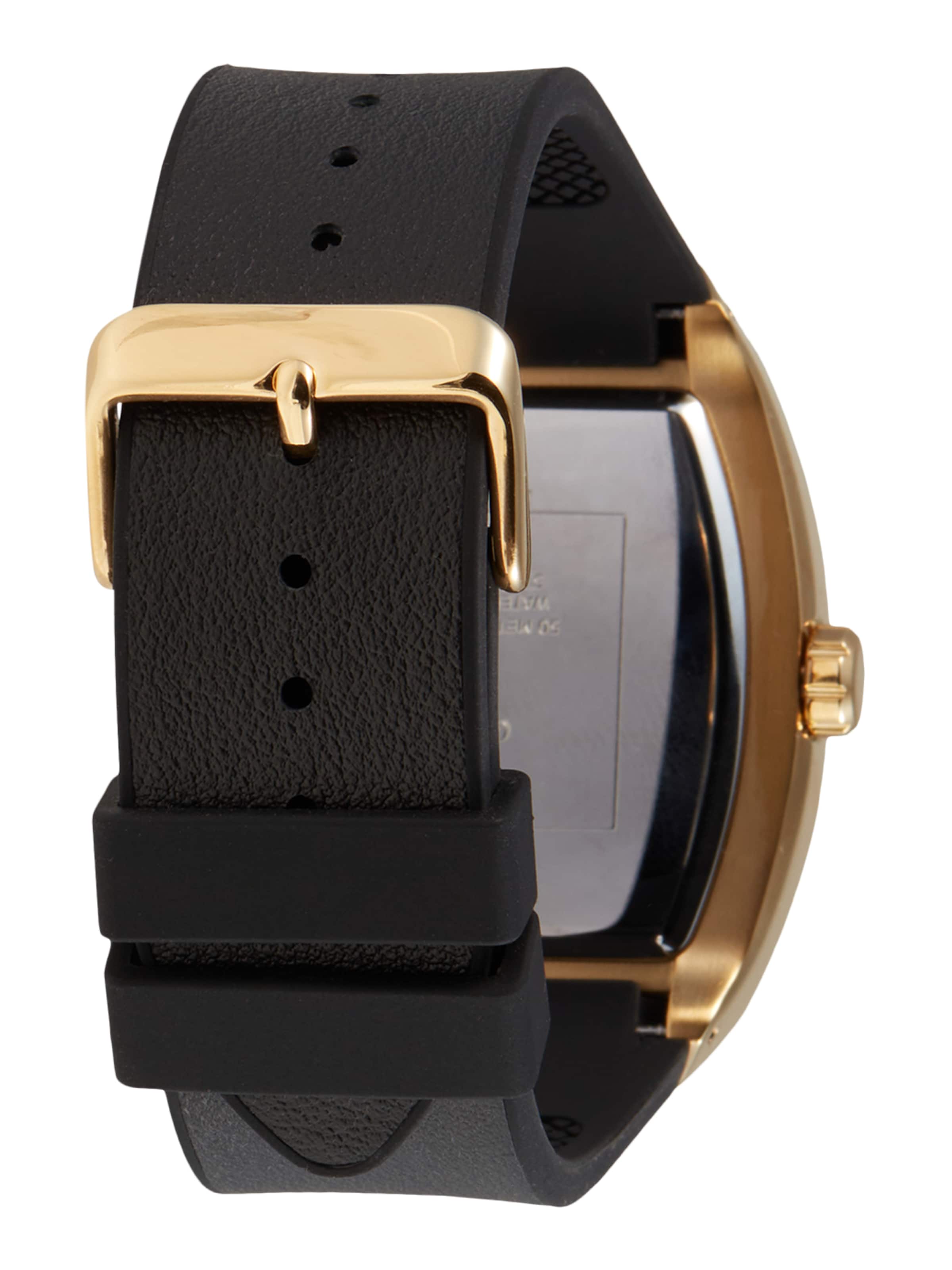 Ceas analogic de la GUESS pe negru