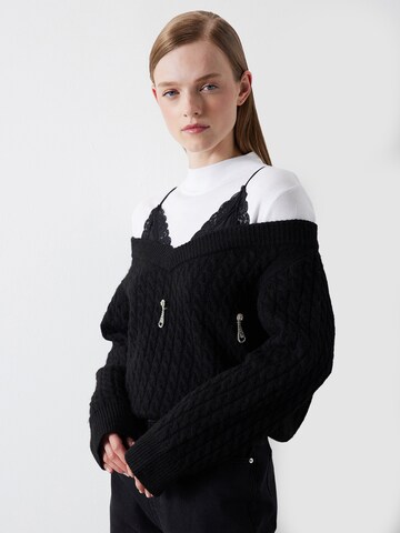 Pull-over Ipekyol en noir : devant