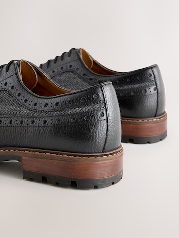 Next Δετό παπούτσι σε μαύρο