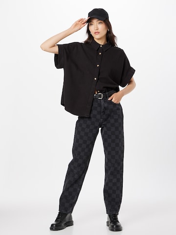 Monki Bluse in Schwarz