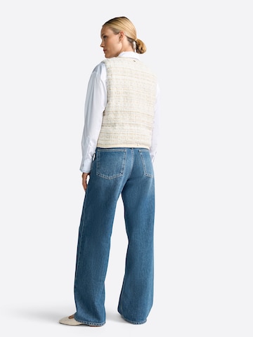 Gilet di Rich & Royal in bianco