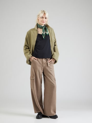 Tricou 'T2 PERFECT' de la LEVI'S ® pe negru