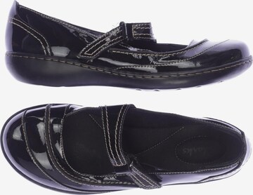 CLARKS Flats & Loafers in 38,5 in Black: front