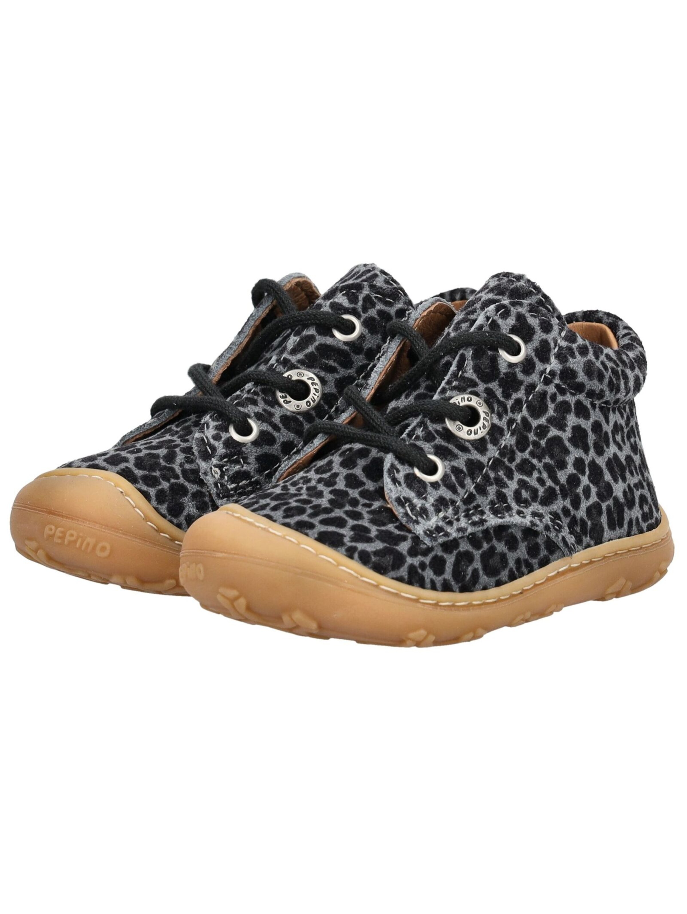 Scarpina primi passi di Pepino in grigio