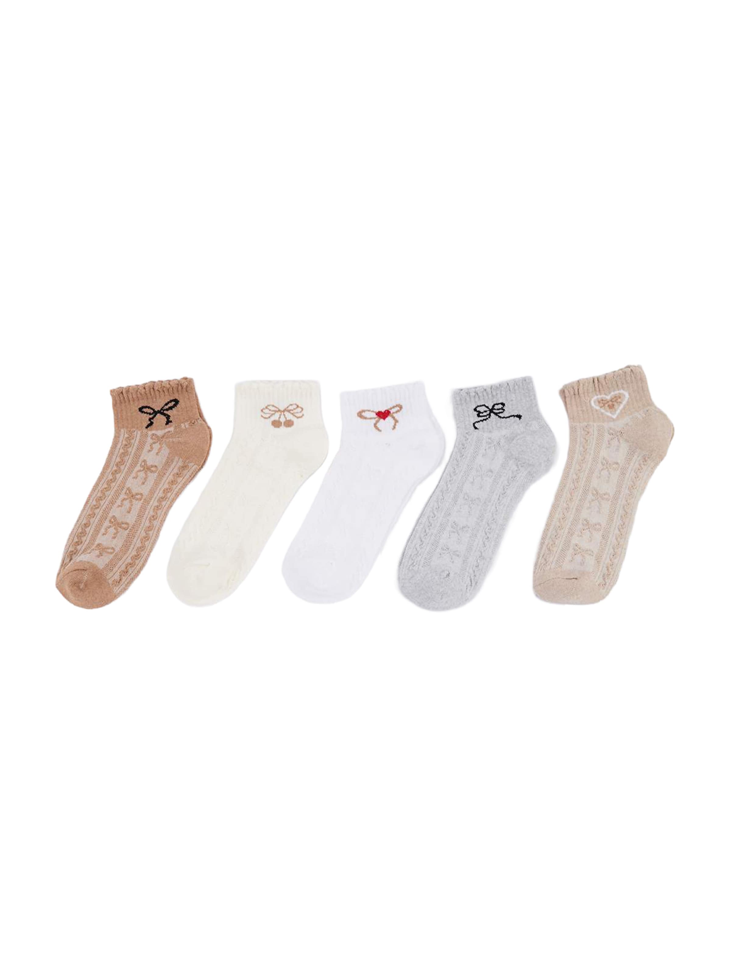 Trendyol - Calcetines en beige: frente
