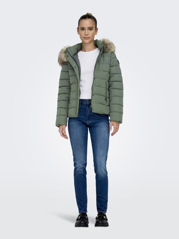 Veste d’hiver 'ONLNew Luna' ONLY en vert