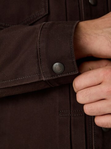 Next Jacke in Braun