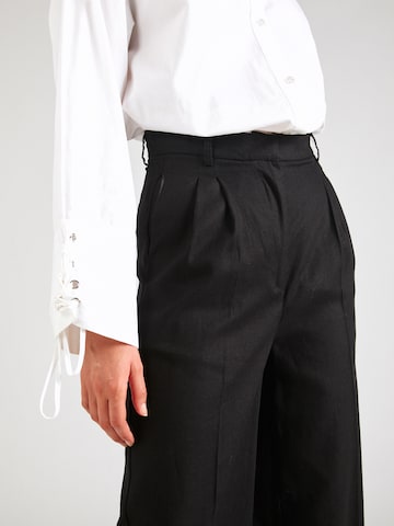 Dorothy Perkins Zvonové kalhoty Kalhoty se sklady v pase – černá