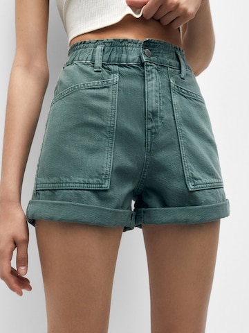 Pull&Bear Regular Jeans in Groen