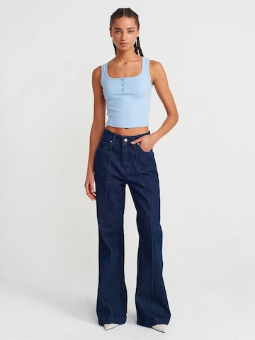 Top di Dilvin in blu
