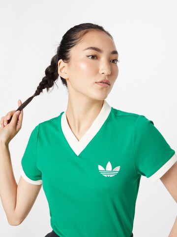 ADIDAS ORIGINALS Тениска 'Adicolor 70S ' в зелено