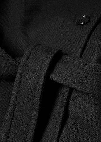 Manteau d’hiver 'Sirenita' MANGO en noir