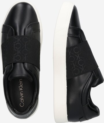 Calvin Klein Trampki slip on w kolorze czarny