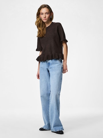 Pullover 'PCSally' di PIECES in marrone