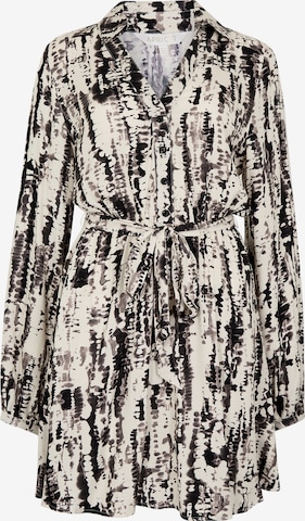 Apricot Dress in White: front