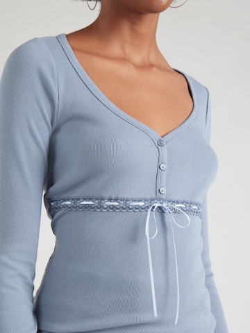 HOLLISTER - Camiseta en gris