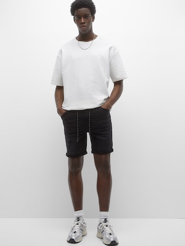 Pull&Bear Slimfit Shorts in Schwarz: predná strana