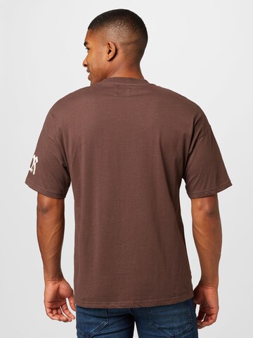 Redefined Rebel Koszulka 'Otis' w kolorze brązowy