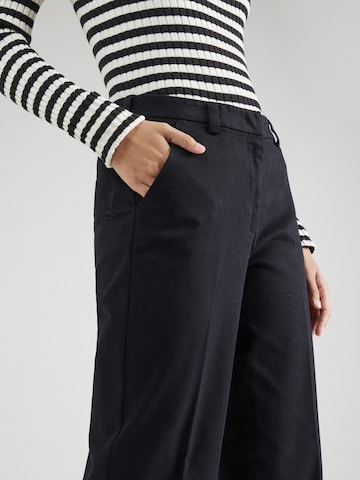 Regular Pantalon à plis Sisley en noir