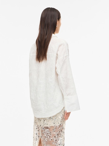 ROUGE EDIT Bluse i hvid