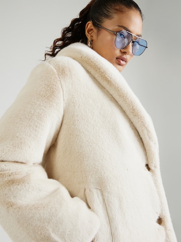 Abercrombie & Fitch Between-Seasons Coat 'CYBER DROP 2' in White