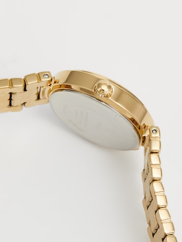 zelts GUESS Analogais pulkstenis 'CLARA'