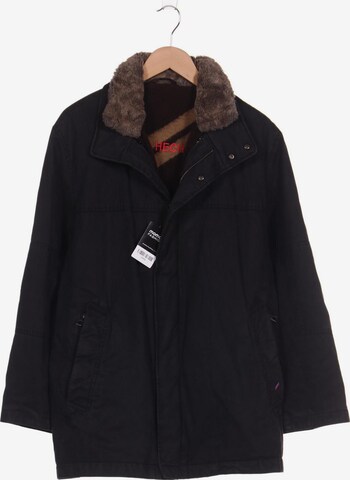 HECHTER PARIS Jacket & Coat in M-L in Black: front