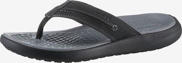 Crocs Crocs Zehentrenner in Schwarz: Vorderseite