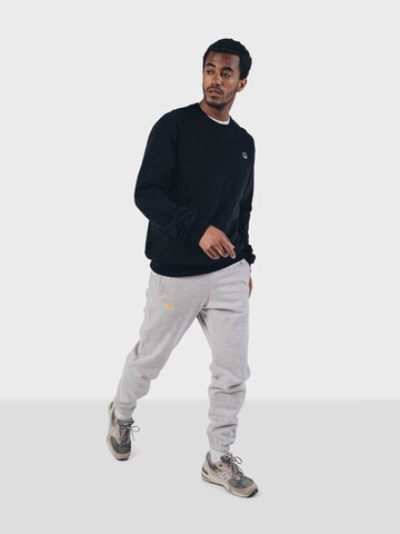 Trendsplant - regular Pantalón deportivo ' ESSENTIAL ' en gris