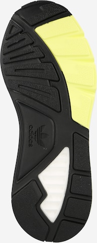 ADIDAS ORIGINALS Rövid szárú sportcipők - sárga