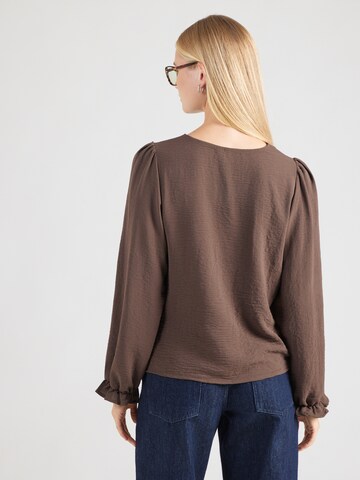 Camicia da donna 'PCTIFFANY' di PIECES in marrone