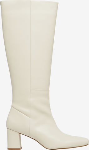 COMMA Boot in Beige: front