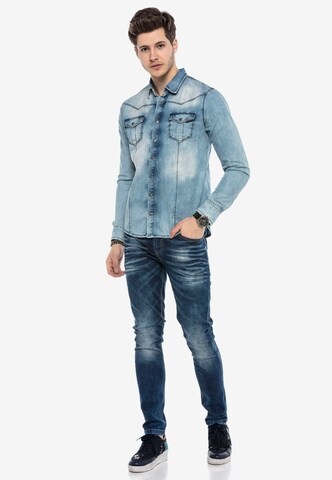 CIPO & BAXX Regular Fit Jeanshemd in Blau