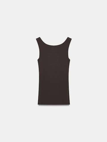 Top di Dilvin in marrone