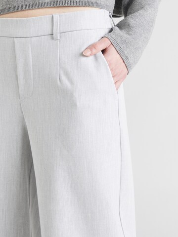 Wide leg Pantaloni 'Lisa' di OBJECT in grigio