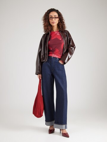 Hailys Paita 'Kr44isty' värissä punainen