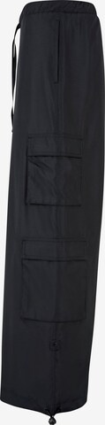 Urban Classics - Pierna ancha Pantalón cargo en negro