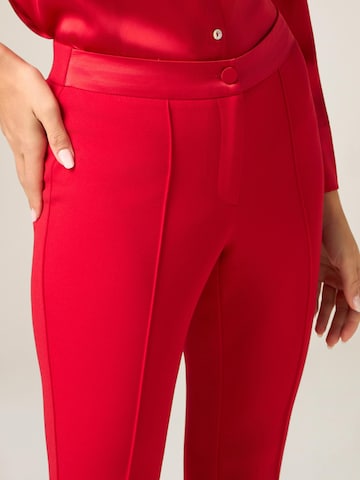 évasé Pantalon oltre en rouge