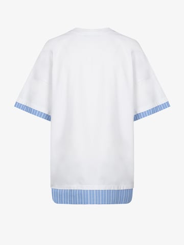 T-shirt 'DUA T-SHIRT WHITE' FEMSSY en blanc